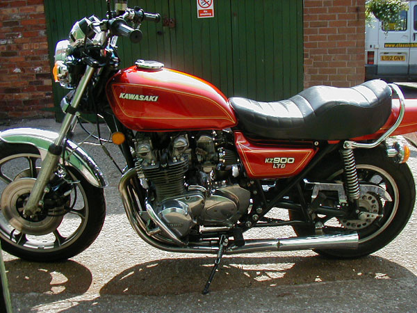 Kawasaki 900 Z1 Z900 A4 H2 Rückstrahler Rot/Chrom